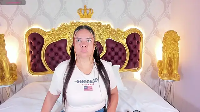 KendralHolson online show from October 31, 2025, 4:31 am