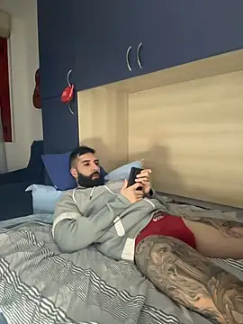 Snapshot of Gioeltoro89 chatting on January 6, 2026, 4:11 pm Gioeltoro89 online show from January 6, 2026, 4:11 pm