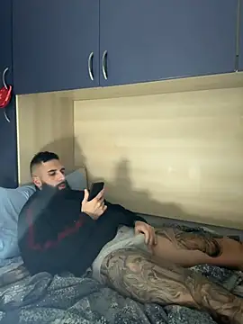 Snapshot of Gioeltoro89 chatting on January 11, 2026, 4:25 pm Gioeltoro89 online show from January 11, 2026, 4:25 pm