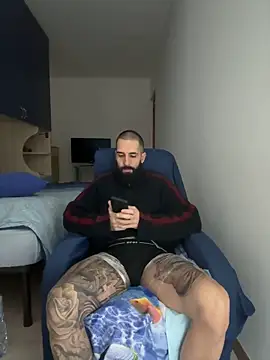 Snapshot of Gioeltoro89 chatting on February 4, 2026, 4:13 pm Gioeltoro89 online show from February 4, 2026, 4:13 pm