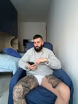 Snapshot of Gioeltoro89 chatting on January 15, 2026, 3:48 pm Gioeltoro89 online show from January 15, 2026, 3:48 pm