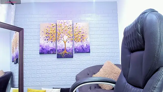 Snapshot of ebbafernandez_ chatting on October 16, 2025, 12:13 pm ebbafernandez online show from October 16, 2025, 12:13 pm