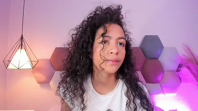 AntonellaHall  online show from October 24, 2025, 12:04 pm