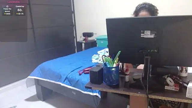 conny 24 online show from February 17, 2025, 1:44 pm