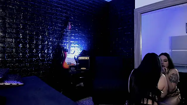 Snapshot of Calliope_dark chatting on September 15, 2025, 12:38 pm Calliope dark online show from September 15, 2025, 12:38 pm