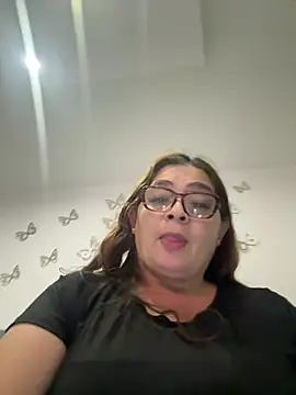 AntonellaAlondra4 online show from February 8, 2026, 3:26 am