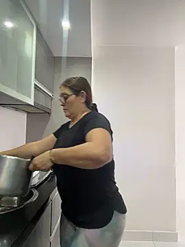 AntonellaAlondra4 online show from March 24, 2026, 2:06 pm