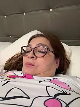 AntonellaAlondra4 online show from December 22, 2025, 11:21 am