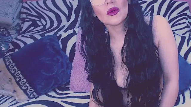 Snapshot of Ary_z chatting on October 25, 2025, 2:33 am Ary z online show from October 25, 2025, 2:33 am