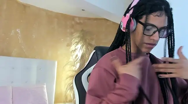 APRILL FOXX online show from February 27, 2025, 2:57 am