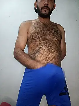 arqui009 online show from April 7, 2026, 11:17 pm