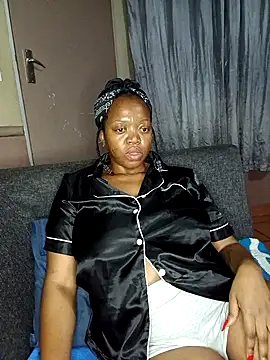 slimcate91 online show from April 8, 2026, 8:43 pm