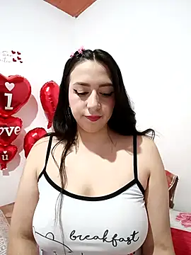 Snapshot of AlondraMendez chatting on February 18, 2026, 12:34 pm AlondraMendez online show from February 18, 2026, 12:34 pm