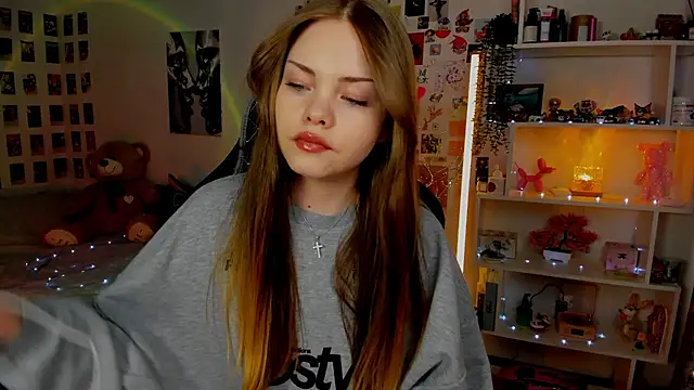 AkiraKatsu online show from March 22, 2026, 12:40 pm