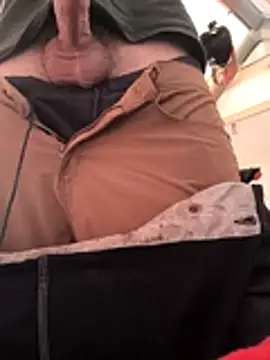 Snapshot of potholder420 chatting on December 16, 2025, 3:16 pm potholder420 online show from December 16, 2025, 3:16 pm