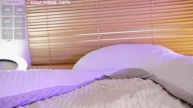 LadaJohnson online show from December 5, 2024, 12:06 pm