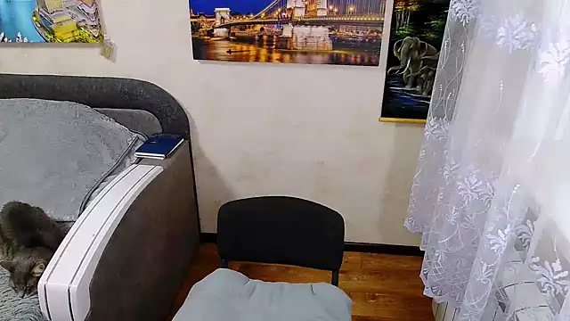 Snapshot of Lady_Boom_Wild_ chatting on November 5, 2025, 5:38 pm Lady Boom Wild online show from November 5, 2025, 5:38 pm