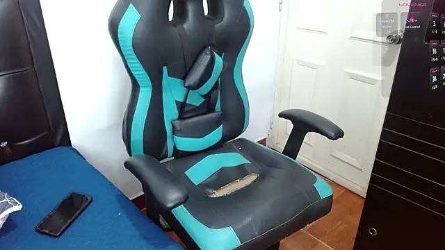 hots boygg online show from February 24, 2026, 8:21 pm