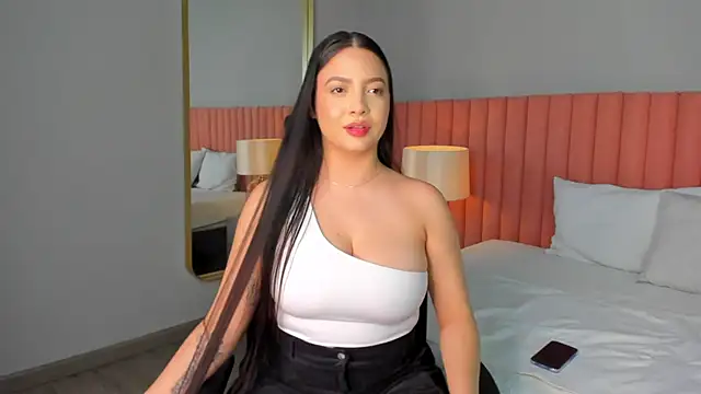 Snapshot of NathRossi chatting on February 7, 2025, 11:03 pm NathRossi online show from February 7, 2025, 11:03 pm