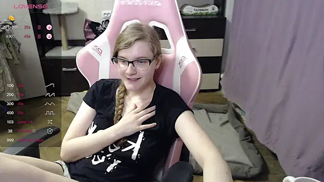 Snapshot of Tomato_Tease chatting on October 27, 2025, 3:57 pm Tomato Tease online show from October 27, 2025, 3:57 pm