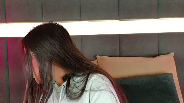 Snapshot of nicolle_pierce chatting on October 25, 2025, 1:12 pm nicolle pierce online show from October 25, 2025, 1:12 pm