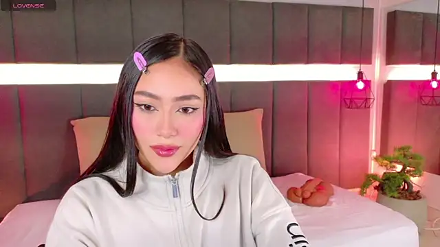 Snapshot of nicolle_pierce chatting on November 14, 2025, 2:54 pm nicolle pierce online show from November 14, 2025, 2:54 pm