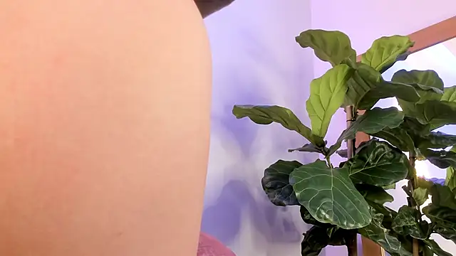 Snapshot of nicolle_pierce chatting on December 22, 2025, 1:44 pm nicolle pierce online show from December 22, 2025, 1:44 pm