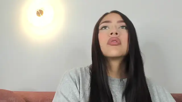 Snapshot of nicolle_pierce chatting on February 16, 2026, 11:20 am nicolle pierce online show from February 16, 2026, 11:20 am