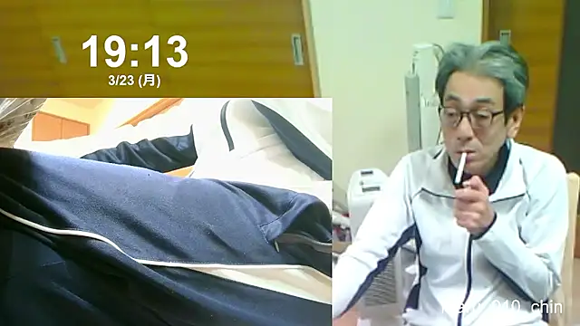 mama010-chan online show from March 23, 2026, 10:15 am