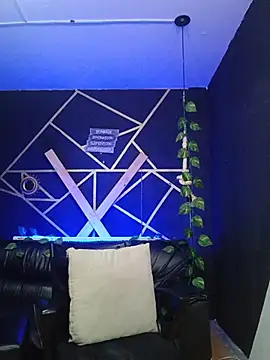 Snapshot of Gelena_Black chatting on October 29, 2025, 12:04 pm Gelena Black online show from October 29, 2025, 12:04 pm