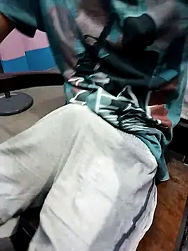 Snapshot of Afgref5335 chatting on September 8, 2025, 5:12 pm Afgref5335 online show from September 8, 2025, 5:12 pm