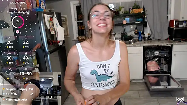 Snapshot of KSwonderland6 chatting on October 23, 2025, 4:00 am KSwonderland6 online show from October 23, 2025, 4:00 am