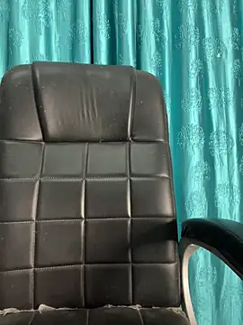 Snapshot of poision51 chatting on October 20, 2025, 1:40 am poision51 online show from October 20, 2025, 1:40 am