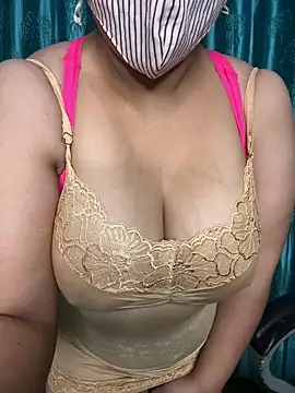 Snapshot of poision51 chatting on February 21, 2025, 6:51 am poision51 online show from February 21, 2025, 6:51 am