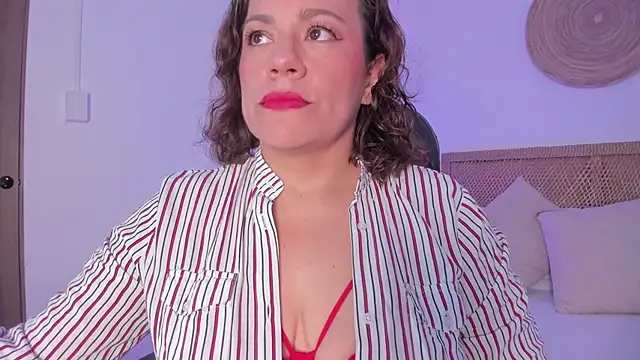 Snapshot of gipsela_gomez chatting on June 24, 2026, 7:11 pm gipsela gomez online show from June 24, 2026, 7:11 pm