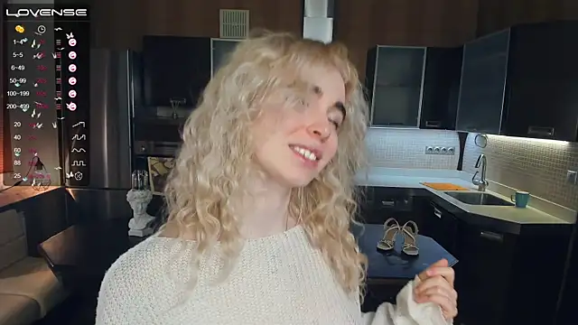 LinnBottrell online show from March 4, 2025, 7:32 pm