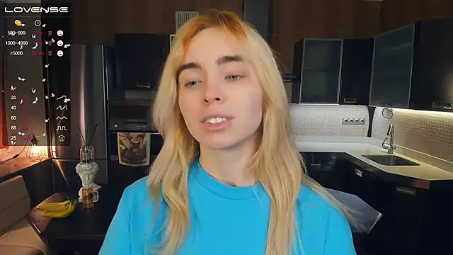 LinnBottrell online show from February 23, 2025, 1:24 am