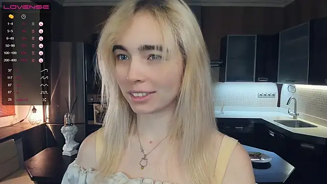 LinnBottrell online show from February 18, 2025, 12:15 am