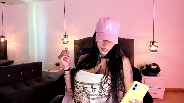 Snapshot of anne_parker chatting on September 26, 2025, 2:13 pm anne parker online show from September 26, 2025, 2:13 pm