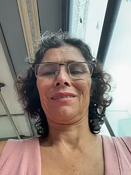 MireyaTorresGu online show from April 15, 2026, 8:20 pm