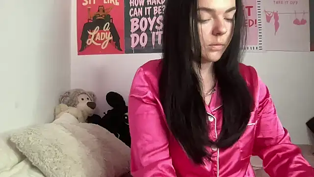 Snapshot of yorkshiregal chatting on February 18, 2026, 6:44 am yorkshiregal online show from February 18, 2026, 6:44 am