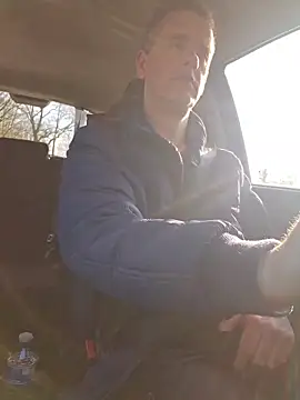 Snapshot of Hectorthyssen1 chatting on February 26, 2026, 3:23 pm Hectorthyssen1 online show from February 26, 2026, 3:23 pm