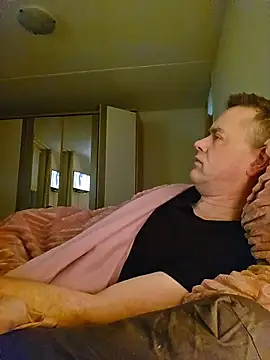 Snapshot of Hectorthyssen1 chatting on February 14, 2026, 8:36 am Hectorthyssen1 online show from February 14, 2026, 8:36 am