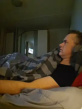 Hectorthyssen1 online show from December 14, 2025, 9:42 pm