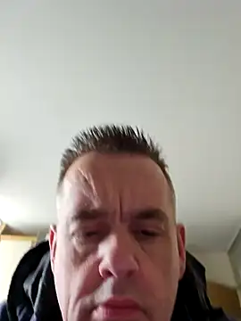 Snapshot of Hectorthyssen1 chatting on March 15, 2025, 10:57 am Hectorthyssen1 online show from March 15, 2025, 10:57 am