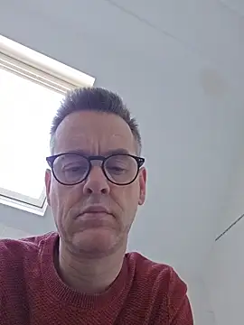 Snapshot of Hectorthyssen1 chatting on March 1, 2026, 11:21 am Hectorthyssen1 online show from March 1, 2026, 11:21 am