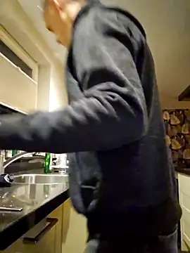 Snapshot of Hectorthyssen1 chatting on February 7, 2025, 5:31 am Hectorthyssen1 online show from February 7, 2025, 5:31 am