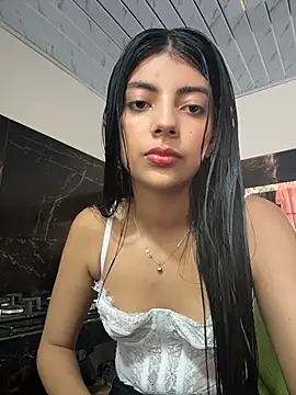 Snapshot of Baby_Niels chatting on November 24, 2025, 4:40 pm Baby Niels online show from November 24, 2025, 4:40 pm