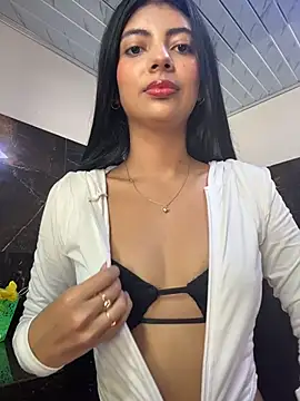 Snapshot of Baby_Niels chatting on December 4, 2025, 5:01 pm Baby Niels online show from December 4, 2025, 5:01 pm