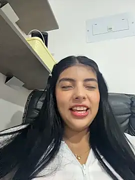 Snapshot of Baby_Niels chatting on November 26, 2025, 8:53 pm Baby Niels online show from November 26, 2025, 8:53 pm